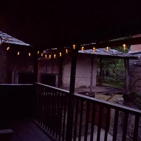 Cabana Del Zapatero El Bierzo Ponferrada Valdecanada