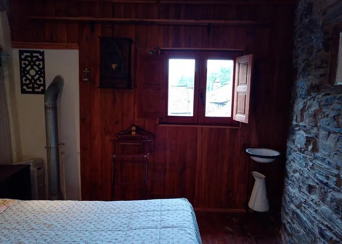 Del Zapatero El Bierzo Ponferrada * Valdecanada