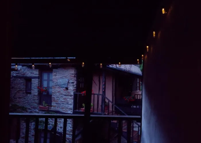 Del Zapatero El Bierzo Ponferrada 펜션 *